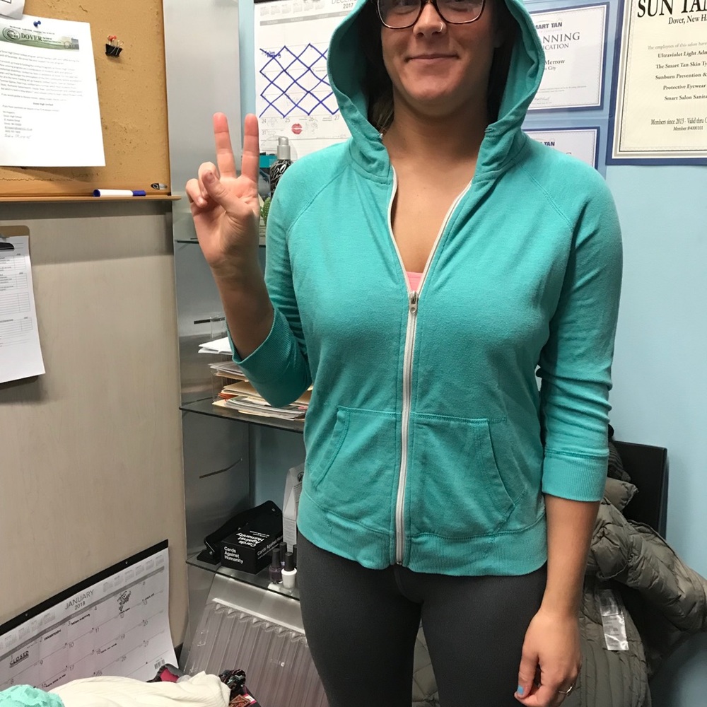 MAKE AN OFFER!!  American Eagle sweatshirt!